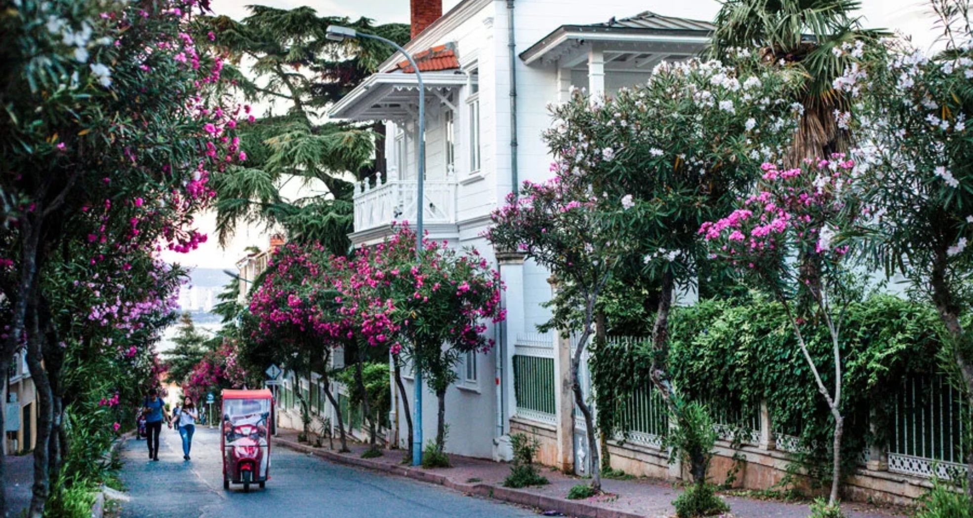 Büyükada Gezi Rehberi: İstanbul’un En Huzurlu Kaçış Noktası